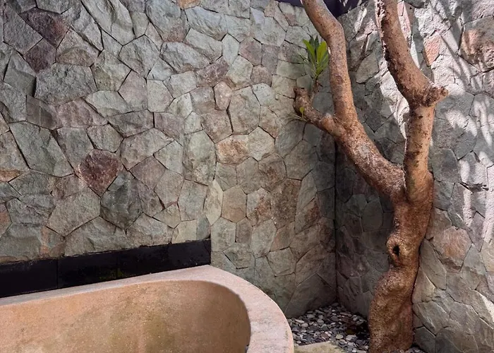 With Private Pool And Garden In 3br Villa