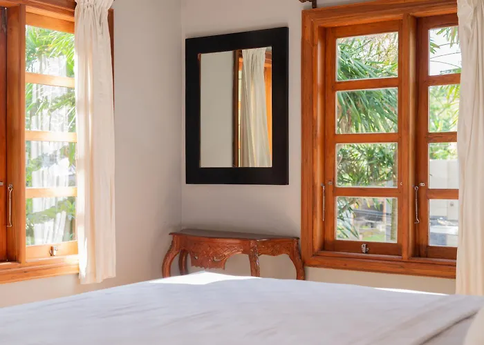 Villa With Private Pool And Garden In 3br *