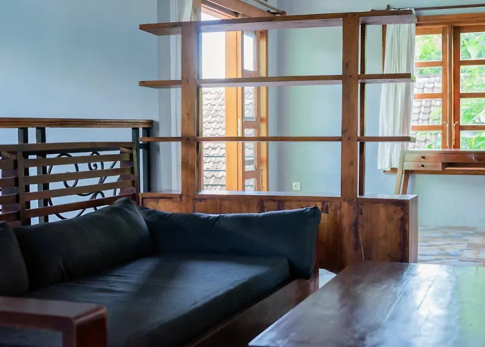 With Private Pool And Garden In 3br Villa Nusa Dua (Bali)